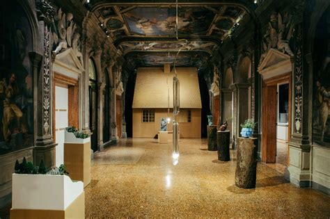 lavorare con fondazione prada|prada foundation venice.